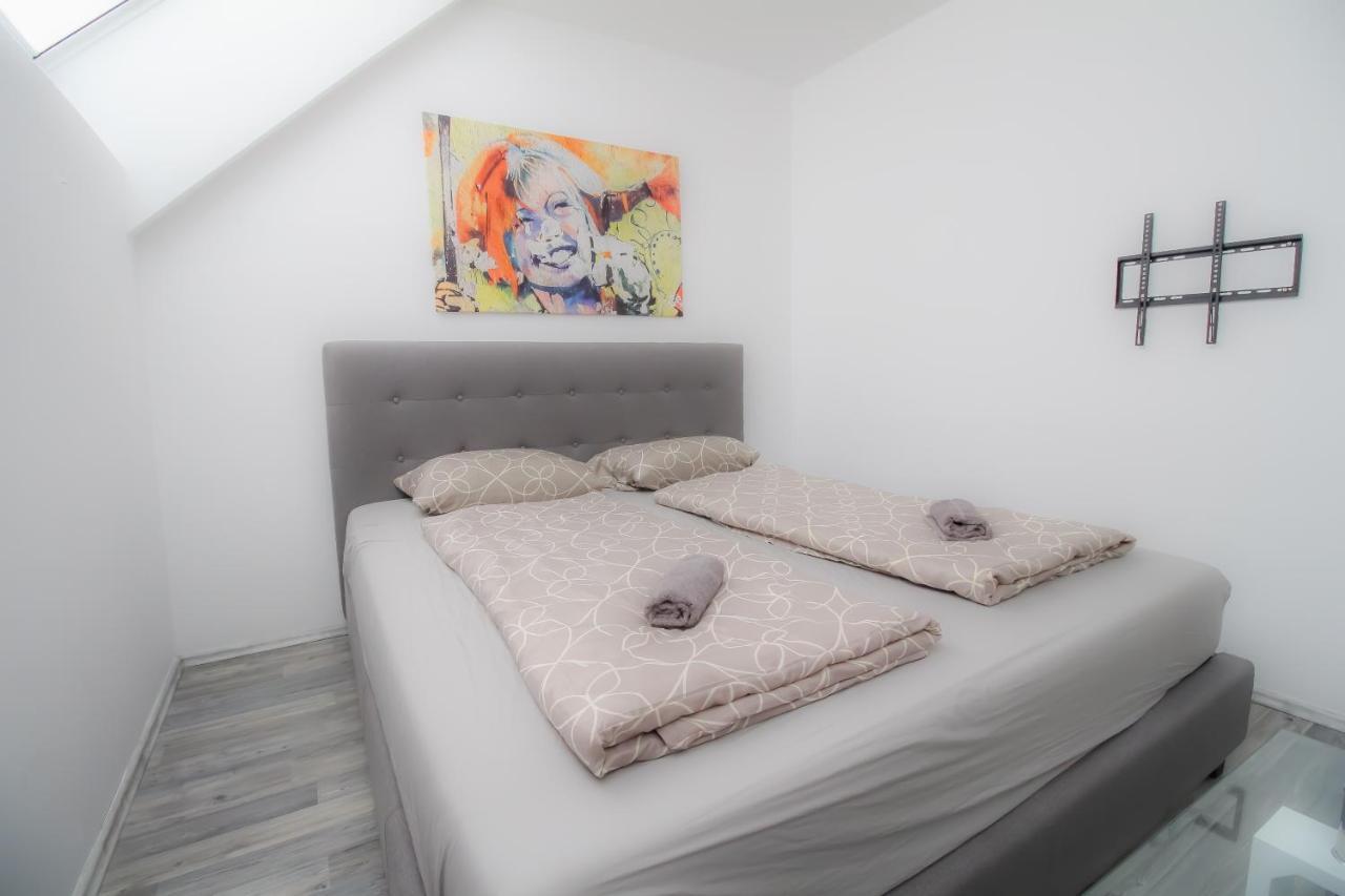 Private Triple Bedroom In Shared Apartment Dw171-4 Vienna Exterior photo
