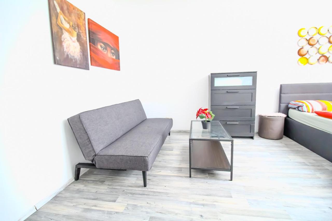 Private Triple Bedroom In Shared Apartment Dw171-4 Vienna Exterior photo